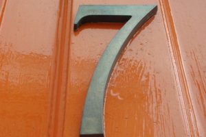 7 on apartment door